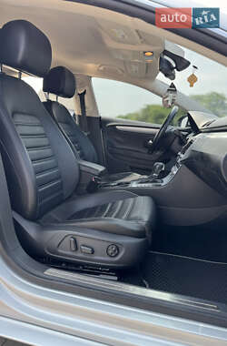 Купе Volkswagen CC / Passat CC 2013 в 