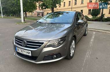 Купе Volkswagen CC / Passat CC 2010 в Миколаєві