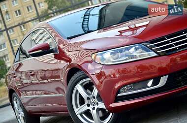Купе Volkswagen CC / Passat CC 2013 в 