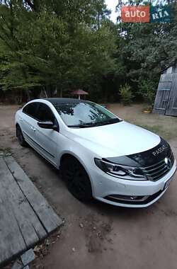 Купе Volkswagen CC / Passat CC 2012 в Коростене