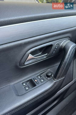 Купе Volkswagen CC / Passat CC 2014 в 