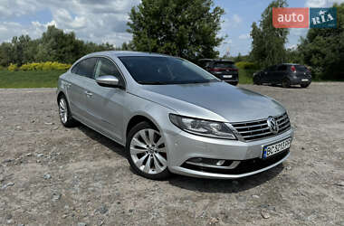 Купе Volkswagen CC / Passat CC 2012 в Киеве