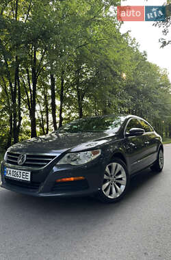 Купе Volkswagen CC / Passat CC 2011 в 