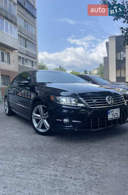 Купе Volkswagen CC / Passat CC 2016 в Киеве