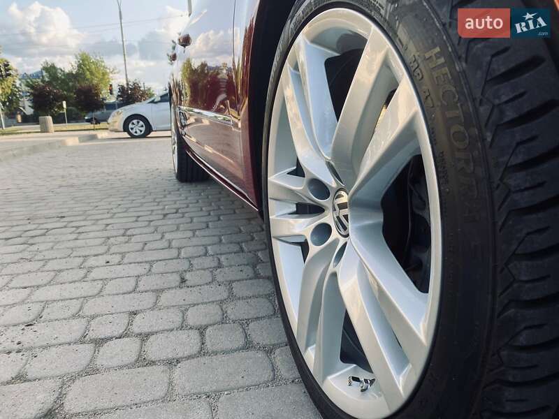 Купе Volkswagen CC / Passat CC 2013 в Дніпрі