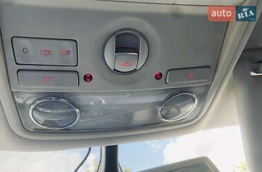 Купе Volkswagen CC / Passat CC 2013 в 