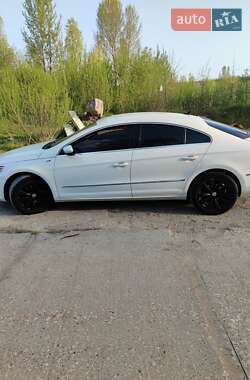 Купе Volkswagen CC / Passat CC 2010 в 