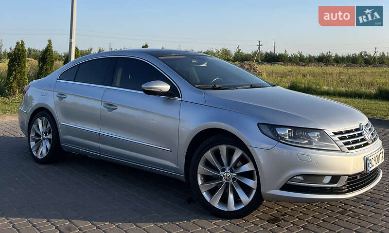 Купе Volkswagen CC / Passat CC 2013 в 