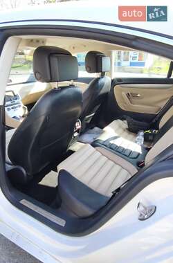 Купе Volkswagen CC / Passat CC 2014 в 