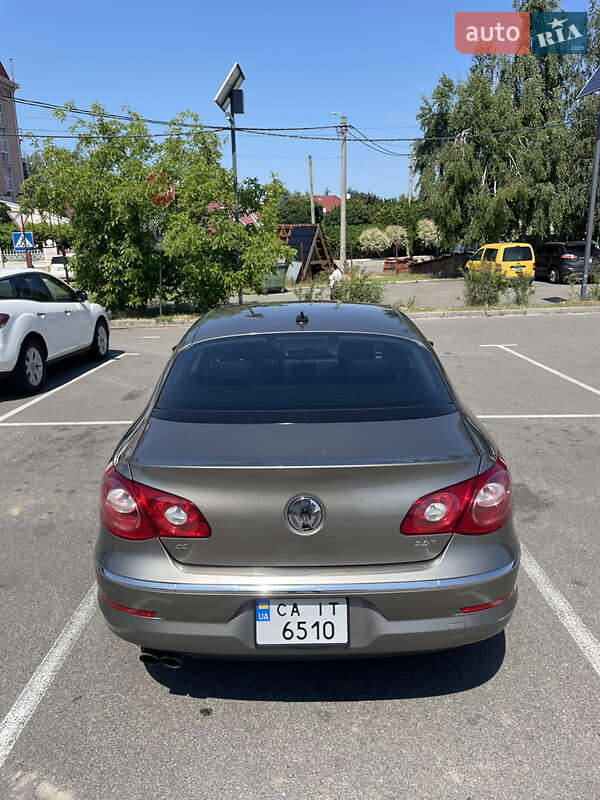 Купе Volkswagen CC / Passat CC 2010 в Киеве