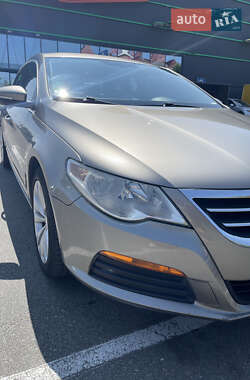 Купе Volkswagen CC / Passat CC 2010 в 