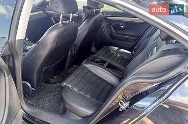 Купе Volkswagen CC / Passat CC 2011 в 