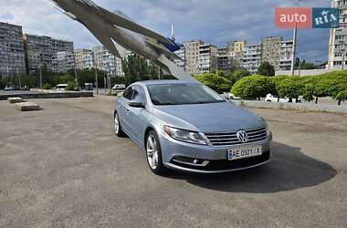 Купе Volkswagen CC / Passat CC 2012 в 