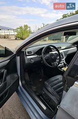 Купе Volkswagen CC / Passat CC 2012 в 