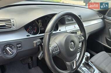 Купе Volkswagen CC / Passat CC 2010 в 