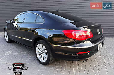 Купе Volkswagen CC / Passat CC 2009 в 