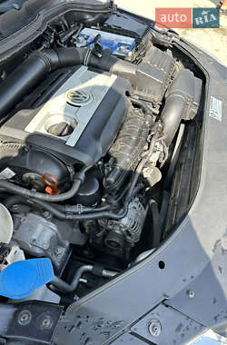Купе Volkswagen CC / Passat CC 2010 в 