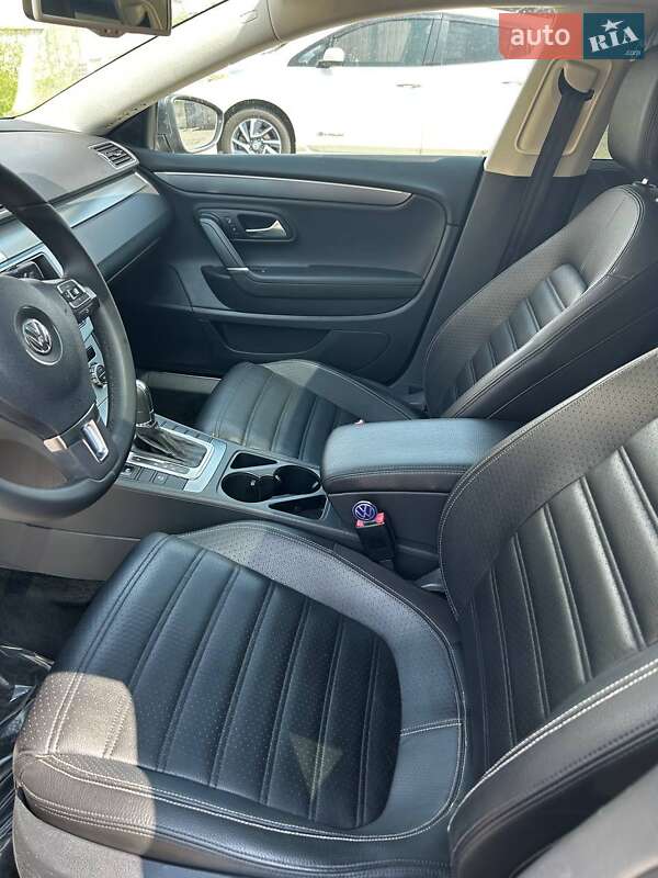 Купе Volkswagen CC / Passat CC 2012 в Одессе