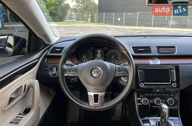 Купе Volkswagen CC / Passat CC 2013 в 