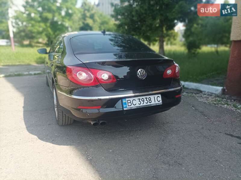 Купе Volkswagen CC / Passat CC 2008 в Дрогобичі