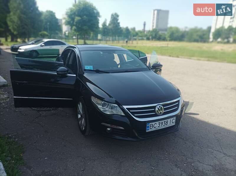 Купе Volkswagen CC / Passat CC 2008 в Дрогобичі