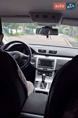Купе Volkswagen CC / Passat CC 2011 в 
