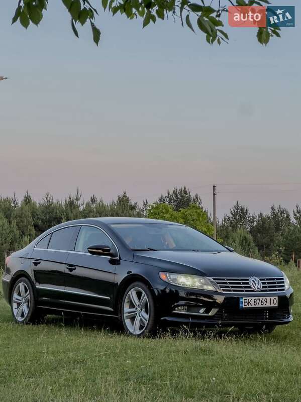Купе Volkswagen CC / Passat CC 2012 в Ровно