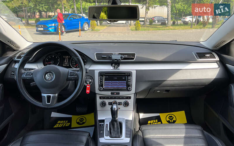 Купе Volkswagen CC / Passat CC 2013 в Львові