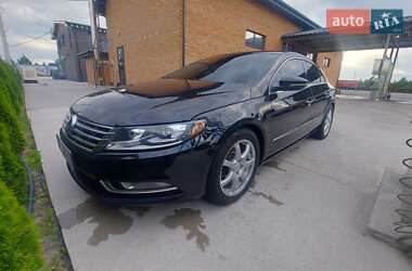 Купе Volkswagen CC / Passat CC 2015 в Рокитному