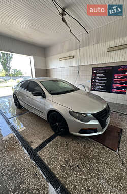 Купе Volkswagen CC / Passat CC 2010 в 