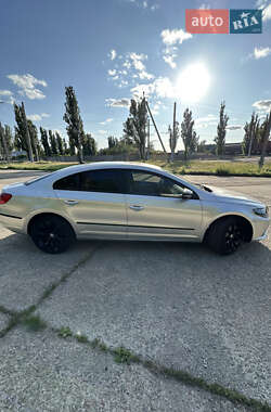 Купе Volkswagen CC / Passat CC 2010 в 