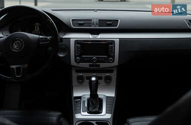 Купе Volkswagen CC / Passat CC 2013 в 