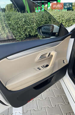 Купе Volkswagen CC / Passat CC 2014 в 