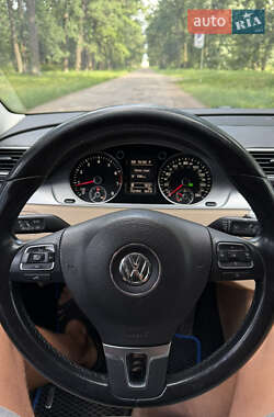 Купе Volkswagen CC / Passat CC 2014 в 