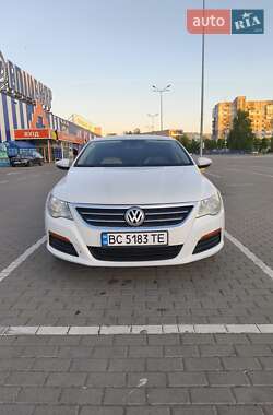 Купе Volkswagen CC / Passat CC 2011 в 