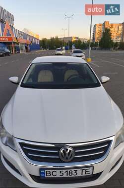 Купе Volkswagen CC / Passat CC 2011 в 