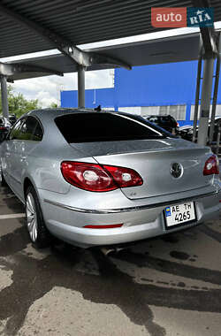 Купе Volkswagen CC / Passat CC 2011 в 