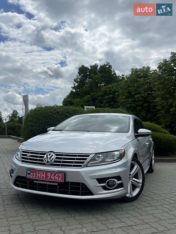 Купе Volkswagen CC / Passat CC 2015 в Києві
