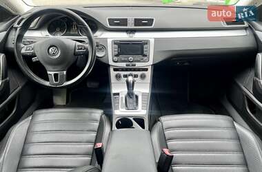 Купе Volkswagen CC / Passat CC 2015 в 