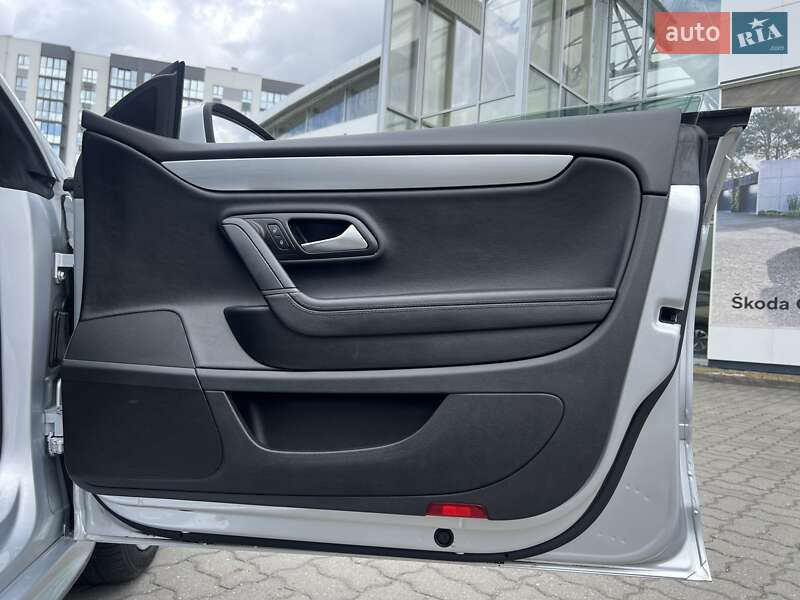 Купе Volkswagen CC / Passat CC 2015 в Києві