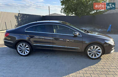 Купе Volkswagen CC / Passat CC 2009 в 
