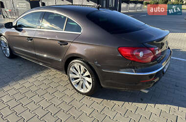 Купе Volkswagen CC / Passat CC 2009 в 