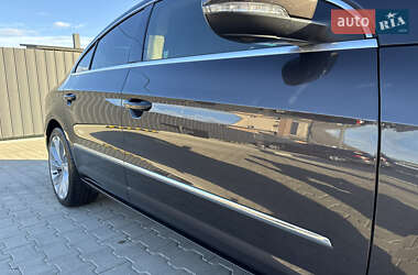 Купе Volkswagen CC / Passat CC 2009 в 