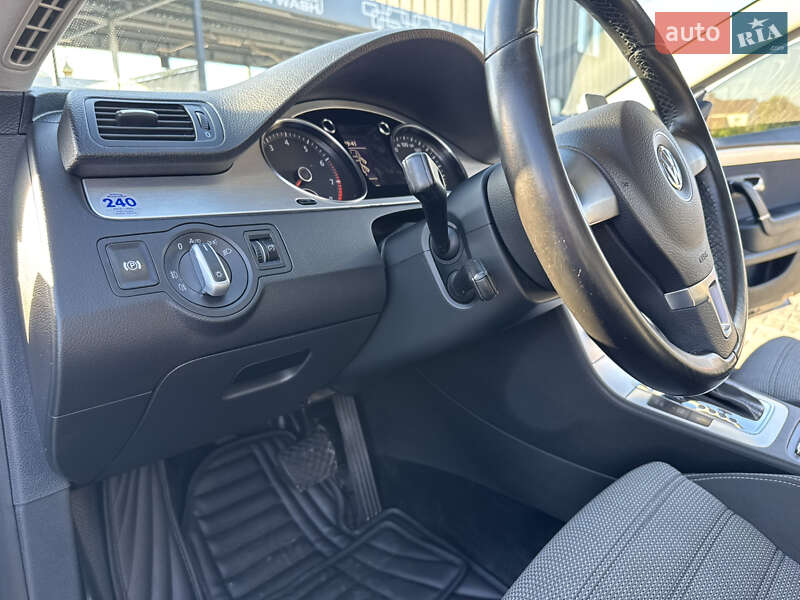 Купе Volkswagen CC / Passat CC 2009 в Луцке
