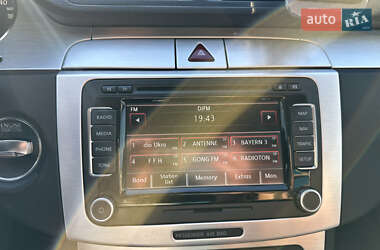 Купе Volkswagen CC / Passat CC 2009 в 