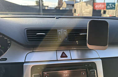 Купе Volkswagen CC / Passat CC 2009 в 