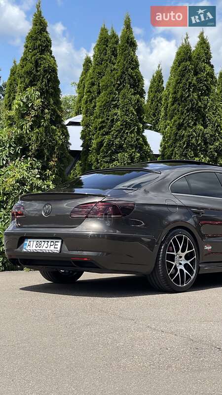 Купе Volkswagen CC / Passat CC 2012 в Києві