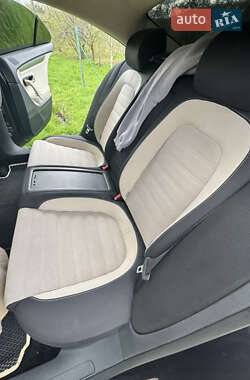 Купе Volkswagen CC / Passat CC 2008 в 