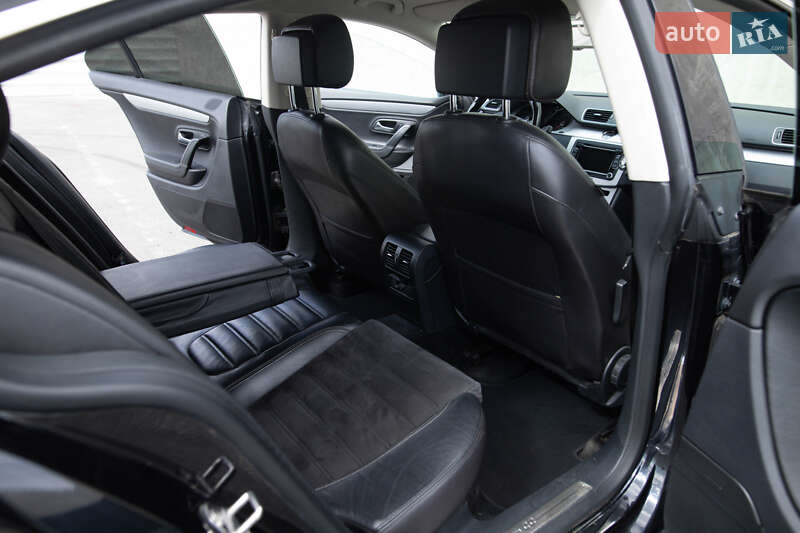 Купе Volkswagen CC / Passat CC 2013 в Львове