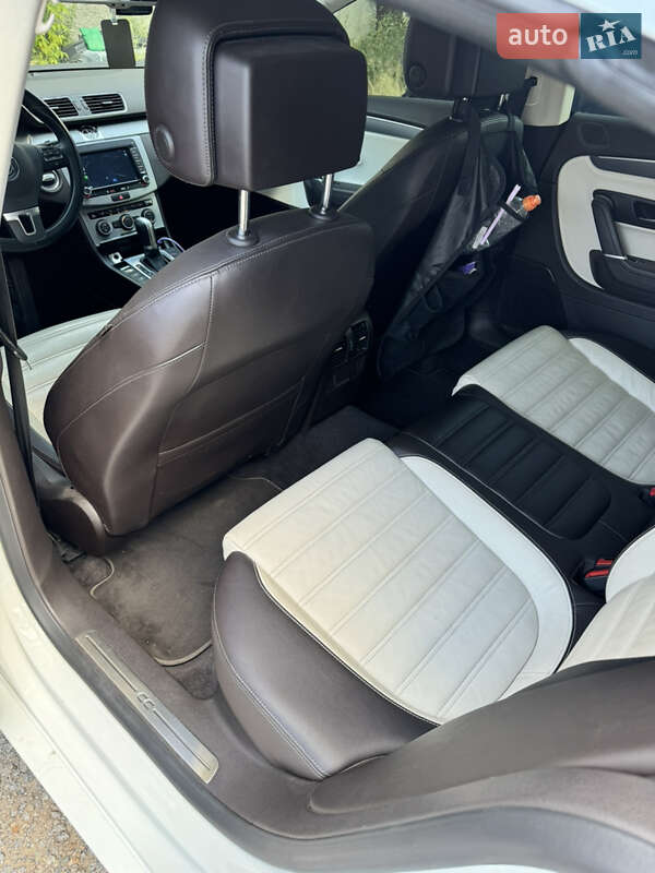 Купе Volkswagen CC / Passat CC 2015 в Калиновке